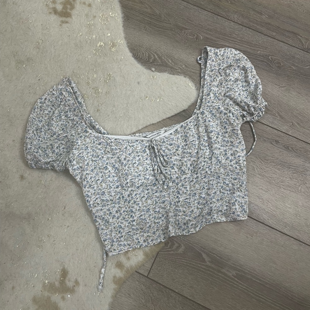 American Eagle floral crop top